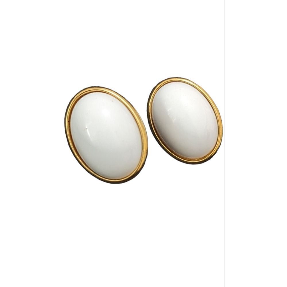 Trifari Vintage Gold‎ Tone Large White Stone Pierced Earrings